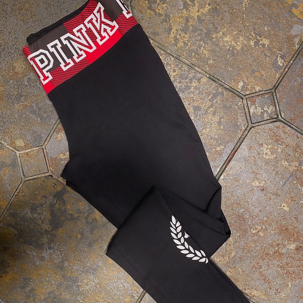 PINK Victoria’s Secret Leggings